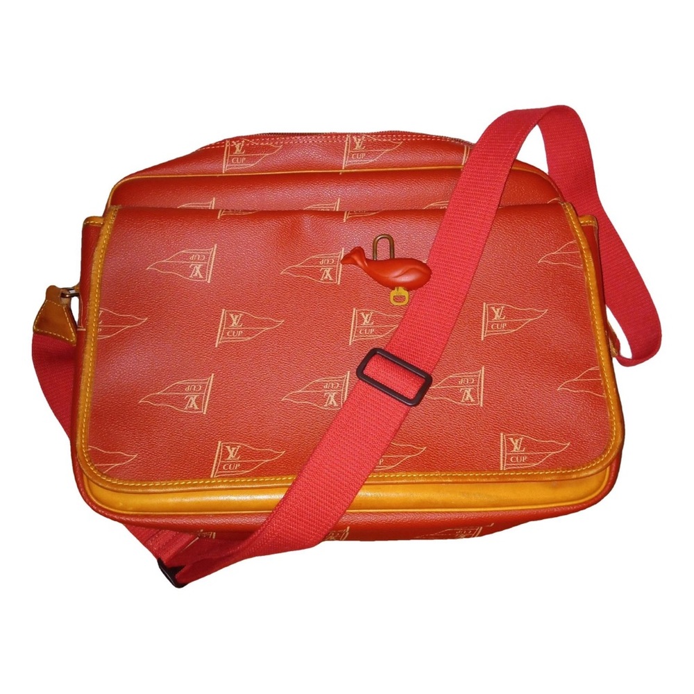 AUTHENTIC!!! Louis Vuitton Calvi Leather Messenger LV Cup Bag ⛵️ - Picture 4 of 10
